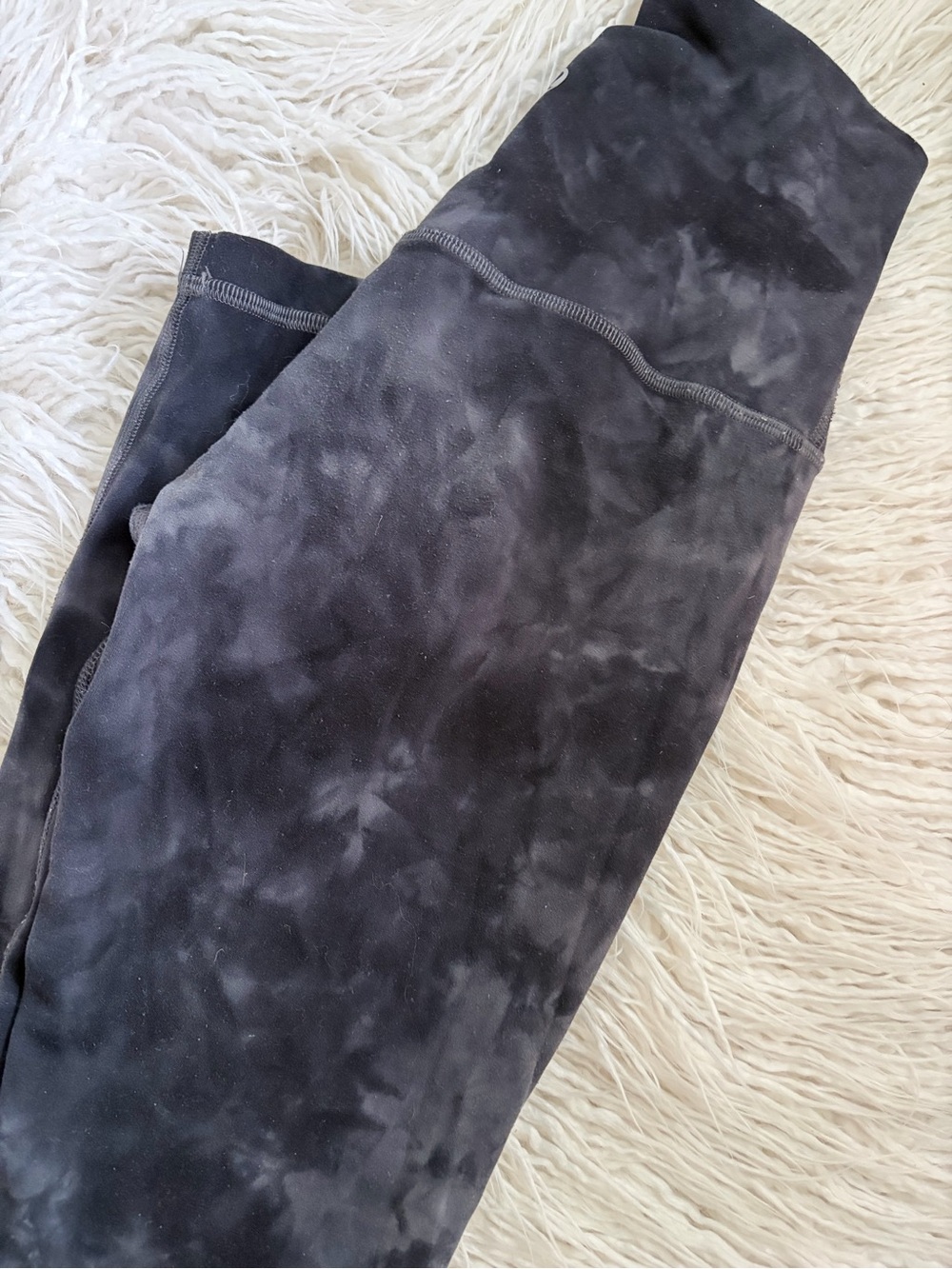 lululemon athletica Black Tie-Dye High-Rise Leggings - Picture 2 of 3
